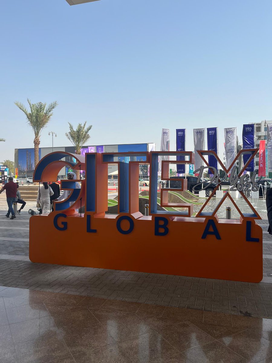 QuizFlight's tweet image. Dubai treated us well ✨

Two big highlights of the season:
✔️ #GITEX (October)
✔️ #GESSDubai (November)

We met incredible people, shared QuizFlight with the world, and opened exciting new doors.

As 2025 enters its final month, we’re energized — and ready for whatever comes…