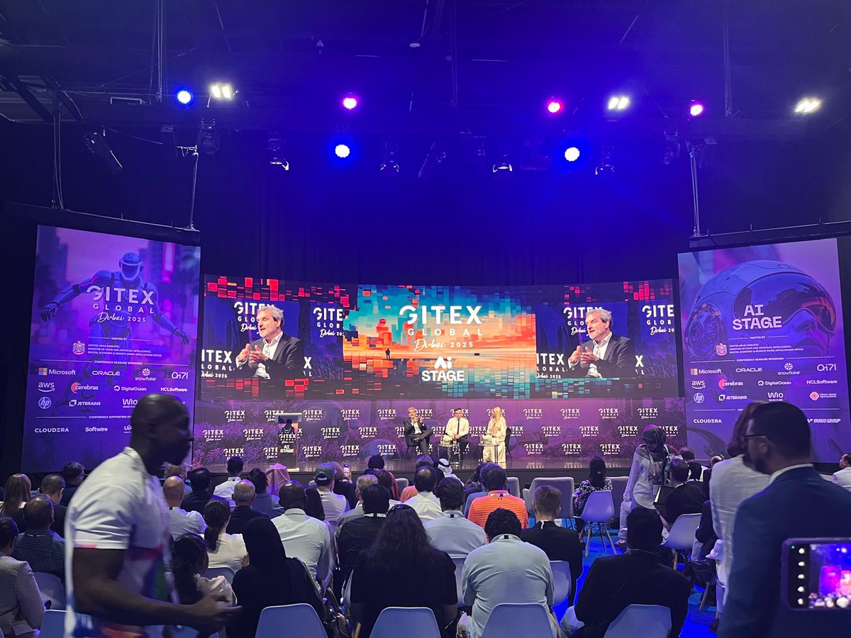 QuizFlight's tweet image. Dubai treated us well ✨

Two big highlights of the season:
✔️ #GITEX (October)
✔️ #GESSDubai (November)

We met incredible people, shared QuizFlight with the world, and opened exciting new doors.

As 2025 enters its final month, we’re energized — and ready for whatever comes…