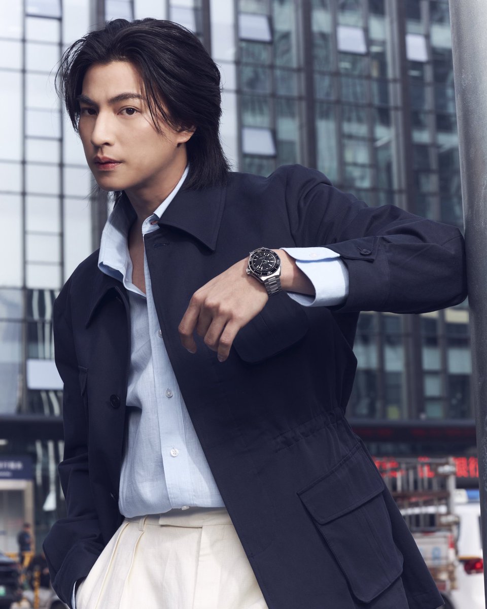 Gulfkanawutofc's tweet photo. IG update : Gulfkanawut​ 🆙

Next stop: Chongqing! Stay tuned with me and OMEGA for the event today! ✨

#GulfxOMEGA
#OMEGAThailand
#OMEGA
#Seamaster
#PlanetOcean https://t.co/IhQYuNWyK0