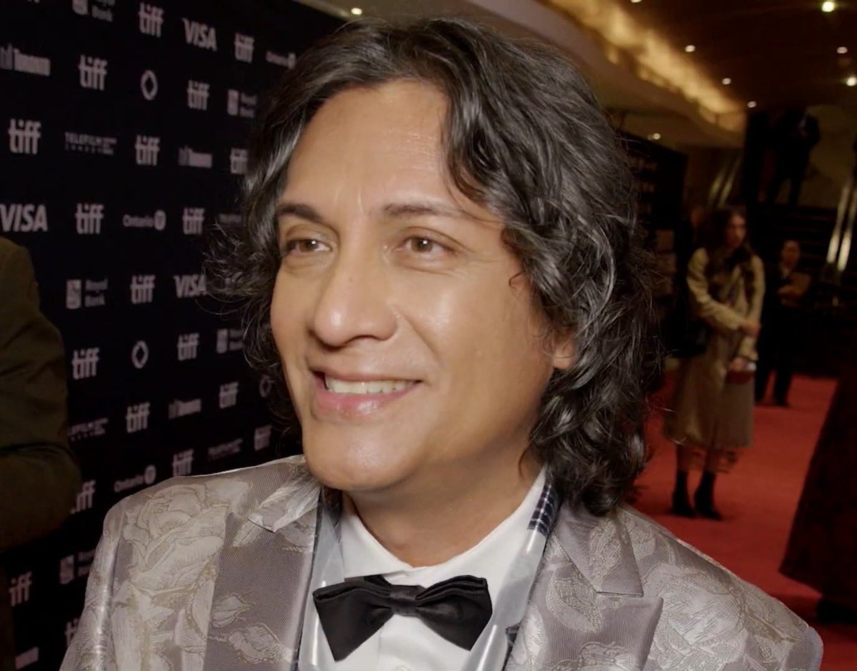 <- 직업 특성상 원나잇을 즐기는 말로리가 틴ㄷㅓ에서 본 사진
말로리: 그냥 속전속결로 먹버해야겟다 나쁘진 않네ㅋ

약속 장소에 나온 실물 ->
말로리: ...그래서 우리집 숟가락 갯수가 그렇게 많아진거요
가브리엘: 아아 그러시구나...