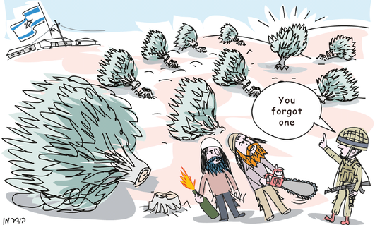 الضفة الغربية مُستباحة وسُلطتها مشغولة بسلاح غزة!
الاستباحة لا تنحصر في المداهمات والقتل والاعتقالات وعربدة المستوطنين، فهناك تسريع الاستيطان والضم.
أما عصبتها "الفتحاوية"، فمشغولة بهجاء "حماس" ودعوتها لتسليم السلاح.
ردّة وطنية عجيبة، لكنها واردة في تاريخ الشعوب، ونهايتها معروفة.