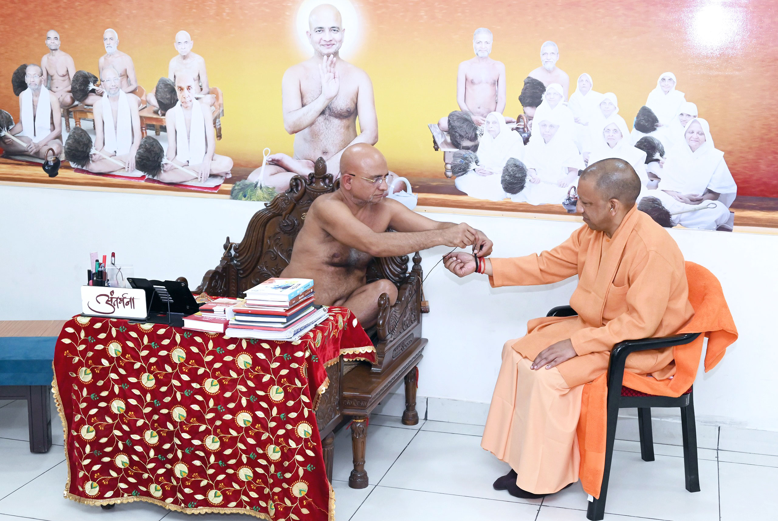 गाजियाबाद में पार्श्वनाथ गुफा मंदिर का उद्घाटन, सीएम योगी बोले- नई ऊंचाई पाना है तो अध्यात्म अपनाएं