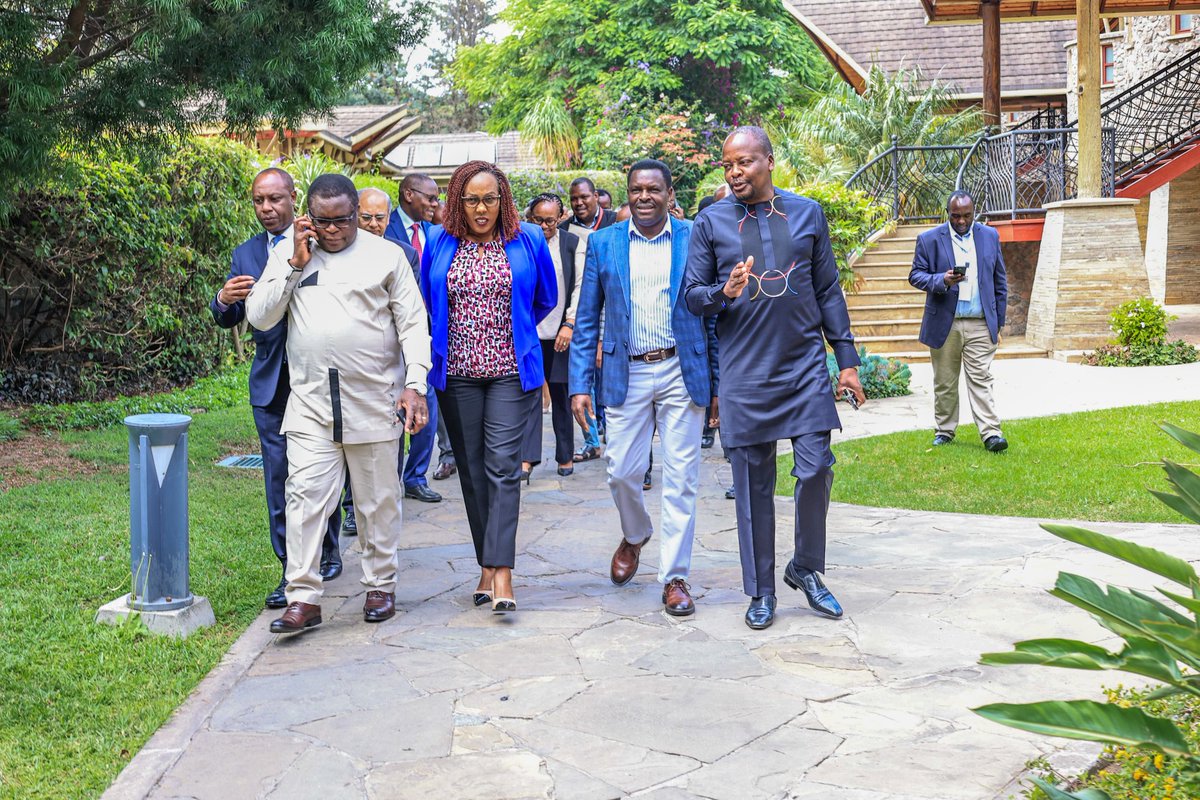 hillary001_'s tweet image. CAIPS centres link farmers to aggregation, finance, and markets, transforming producers into wealth creators. Agri Tech Revolution in action at the Enashipai Summit. #MoALD #AgriNext