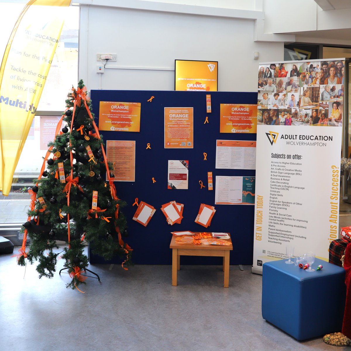 AEWolverhampton's tweet image. Our Christmas tree at Adult Education Wolverhampton shines bright in orange to support #OrangeWolves and raise awareness with @wvsafeguarding and @CommSafetyWV. Standing together for safety and solidarity. #adulteducationwolverhampton