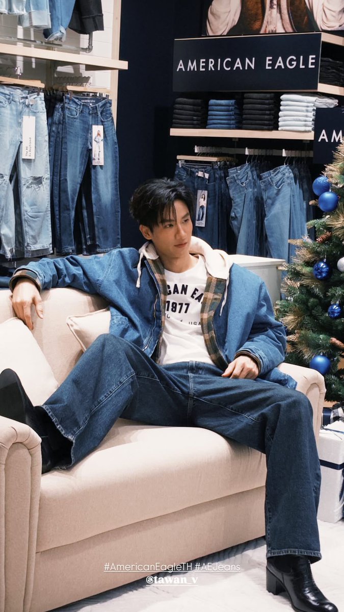 PelongPaleng's tweet image. เป็นแก้วเป็นแสง เป็นบุญเป็นวาสนาด้อม

TAYNEW WITH AMERICAN EAGLE
#AmericanEagleTH #AEJeans #เตนิว