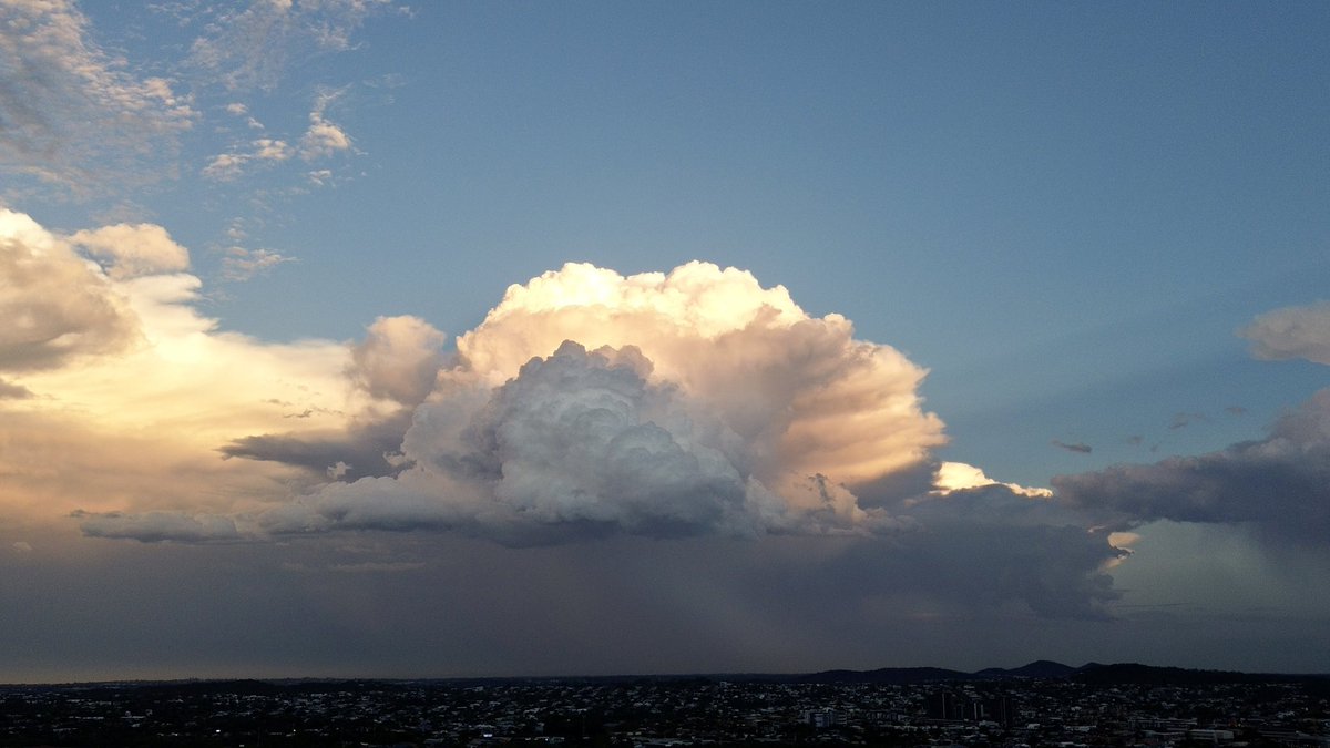 Hitchy04's tweet image. Captured these severe #thunderstorms as they pushed offshore in the #Brisbane area this evening. 

Looked spectacular with the sun setting.