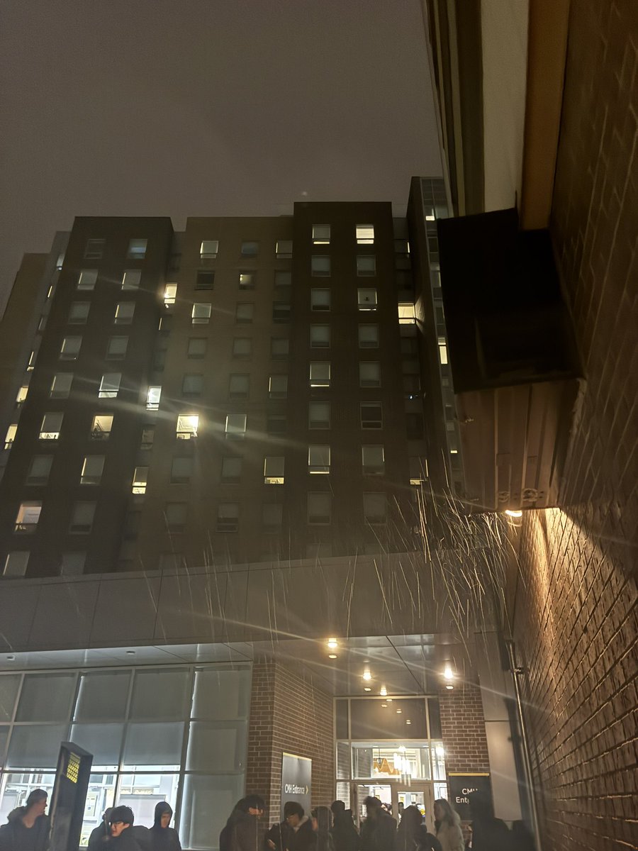 EvanZhao123's tweet photo. Fire alarm in CMH at 330 in the morning. There better be a real fire. https://t.co/FeGQ2xZoBR