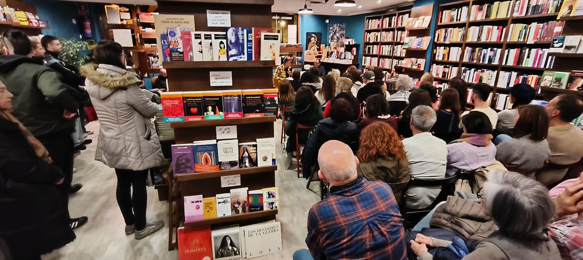 Miércoles Sociológico con Isaac Rosa en Letras Corsarias. Gracias por venir!! Seguimos. #sociología