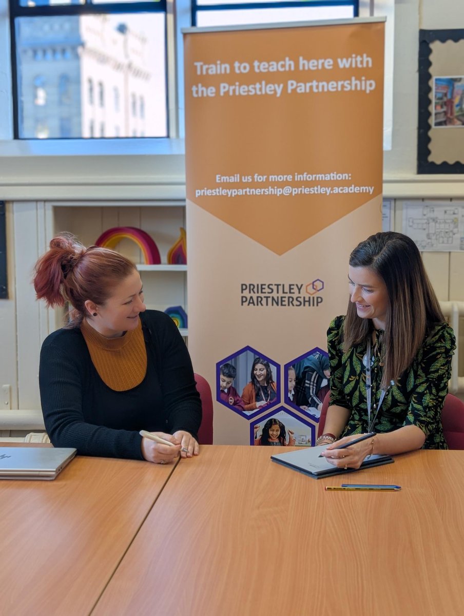 PAT_Partnership's tweet image. Meeting future teachers — always a highlight. 💙
Our interview panel prepped and ready to welcome the next generation of inspiring #teachers. ✨📚 #SCITT #TeacherTraining
Ready to #traintoteach? Apply today! gov.uk/apply-for-teac…