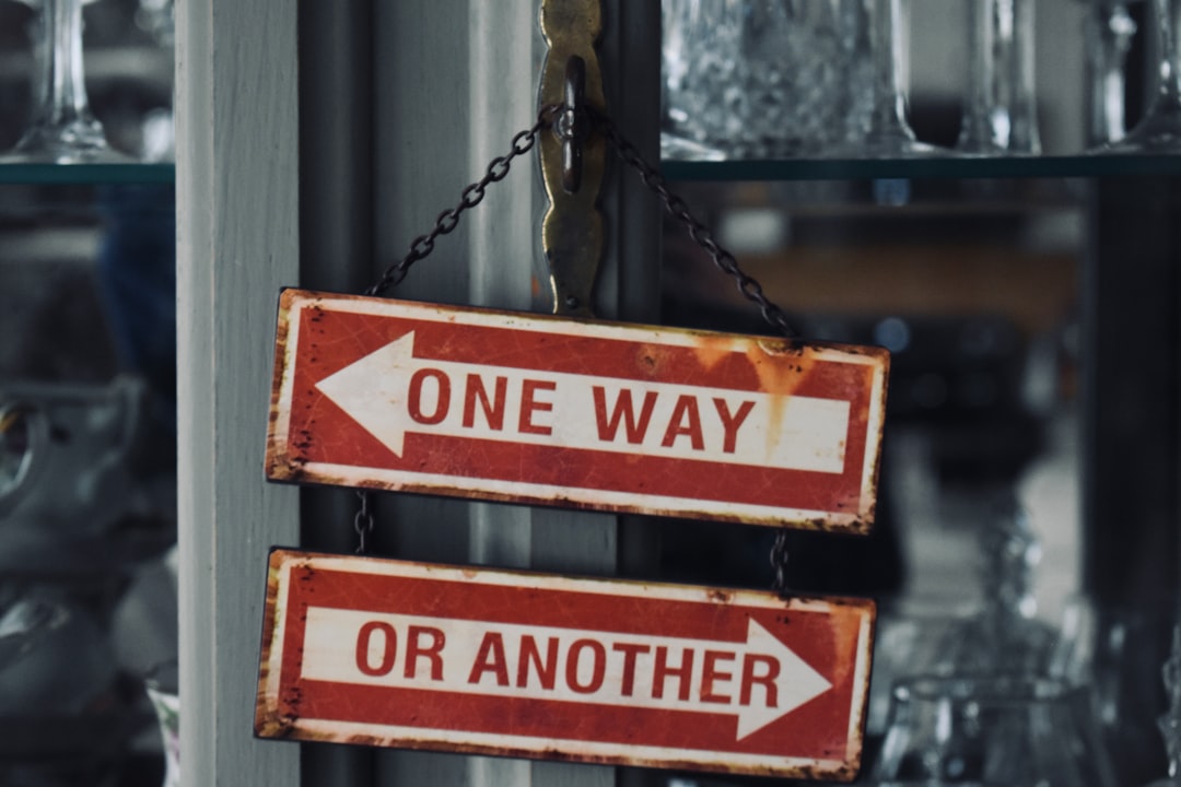 Ogni giorno decidiamo se cambiare lavoro, investire, o fare un acquisto: piccole mosse dentro un sistema di strategie. Anche noi siamo parte del gioco. #IlGrandeGioco #economia #vita #strategie