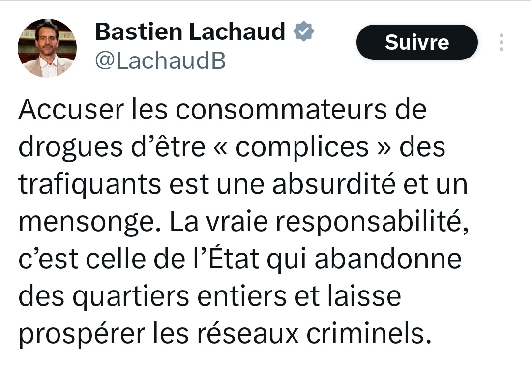 lafotaki's tweet image. Cette "gauche" qui t'explique que tu ne nourris pas le trafic et le narcobanditisme quand t'achètes de la drogue mais qui considère que t'es responsable du "génocide" quand t'achètes 2 kilos de tomates chez Carrefour.

Priceless.