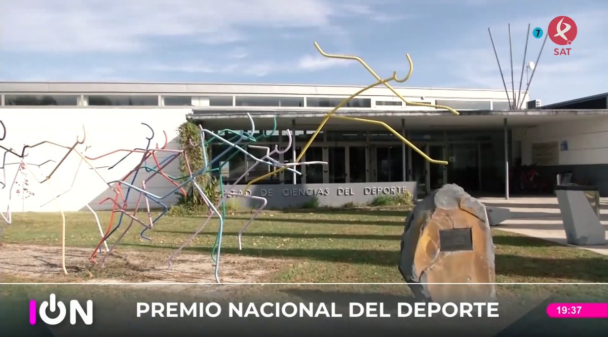 Compartimos el reportaje que <a href="/cextremadura/">Canal Extremadura</a> ha realizado sobre nuestra Facultad con motivo del Trofeo Joaquín Blume, dentro de los Premios Nacionales del Deporte.
Gracias <a href="/cextremadura/">Canal Extremadura</a> por dar visibilidad a este reconocimiento.
 canalextremadura.es/a-la-carta/con…
