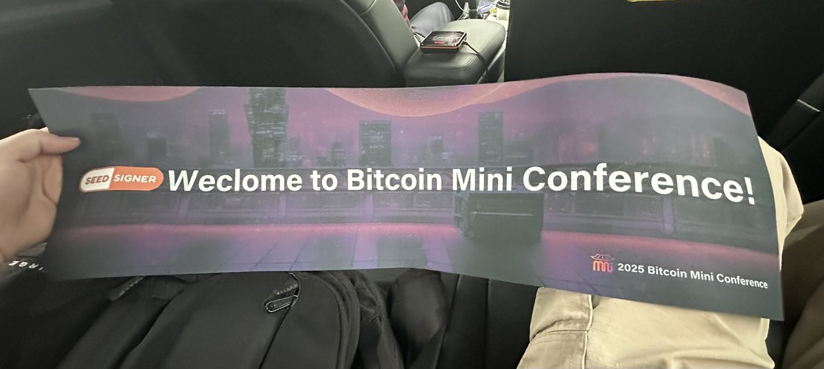 Arrived in Seoul a little while ago, this will be a thread of impressions…

First off, <a href="/Bitcoinminiconf/">Bitcoin Mini Conference</a> is next level in terms of hospitality — they met me at the airport with a sign. 🤯