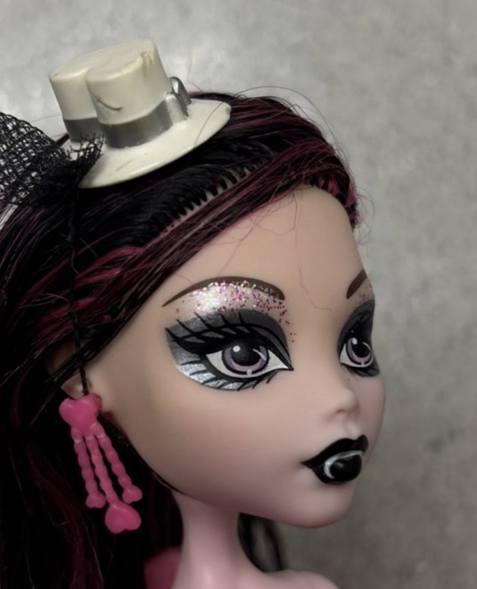 ♡ dance in the dark. tweet media