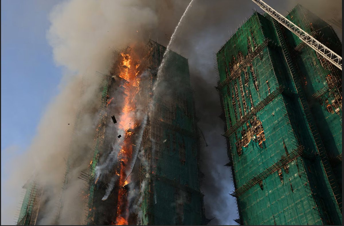 smartyrajesh513's tweet image. A massive fire ripped through multiple residential towers, killing 44 and leaving hundreds unaccounted for.
Families searching for loved ones. Firefighters risking everything.
💔 Sending strength to everyone affected.
#HongKong #PrayForHK