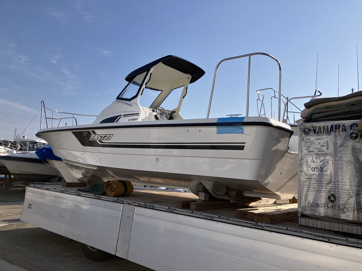daiichimarine's tweet photo. マリーナ河芸レンタル艇の入替艇が入荷いたしました
早いものですね、新型に代わってもう3年たちます
年明けからの入替となります
#レンタル
#FAST23
#マリーナ
#河芸
#シースタイル https://t.co/8IwbT0GtVc
