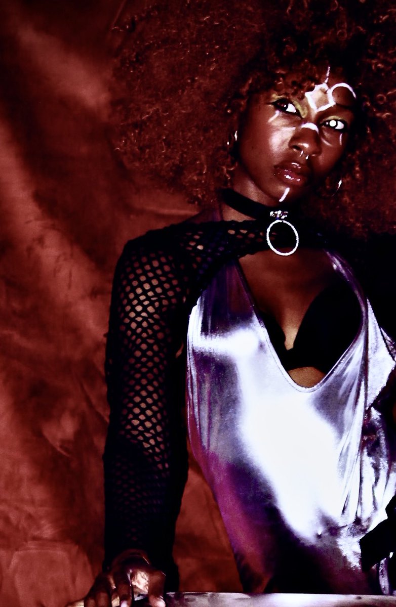 prettyboylauryn's tweet photo. https://t.co/Y5FQKDIZyk