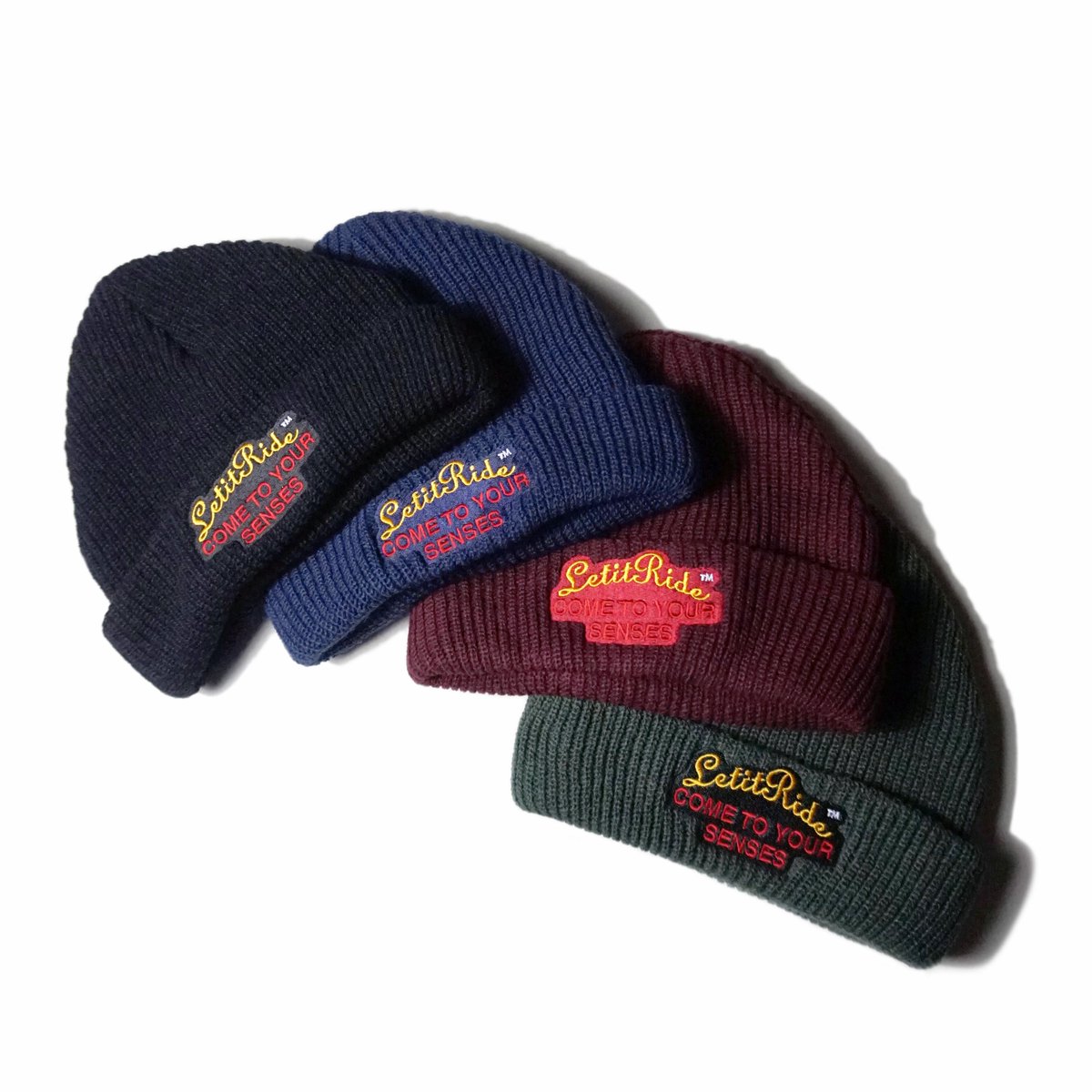 ELTd_webstore's tweet photo. Let it Ride Classics "LIRC-Knit Cap" 
Black
https://t.co/Ztri1CL9yp
Burgundy
https://t.co/DR0doVVzZq
Green
https://t.co/aydDCJR6kK
Navy
https://t.co/Qp39gWYvFK https://t.co/Teb7vhKKwA