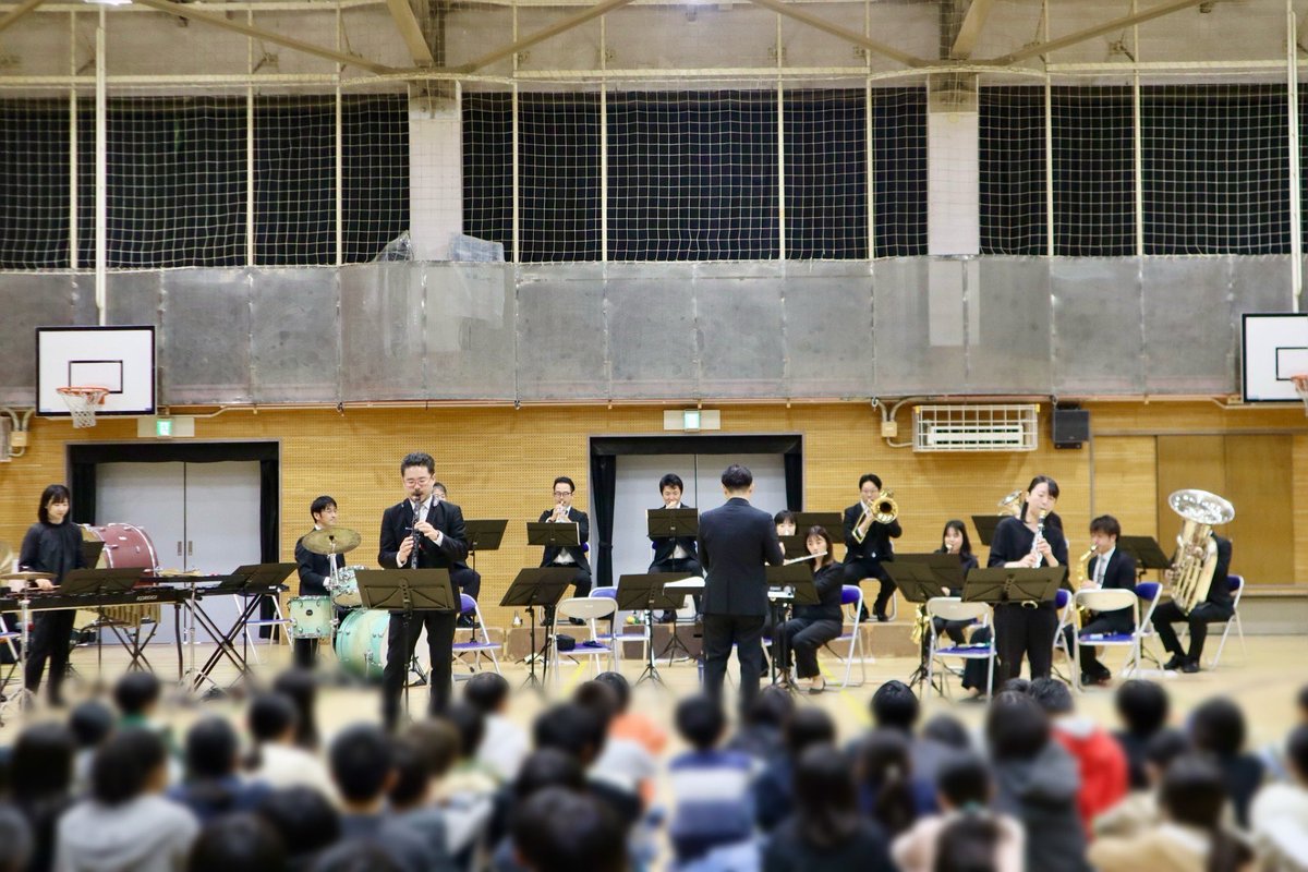 昨日は世田谷区用賀の小学校にブリッツフィルとお邪魔いたしました。
こちらの小学校には何度も伺っていますが、今回は5.6年生対象で、盛り上げ上手な子どもたちでした。
楽しかった！
またお会いしましょう！