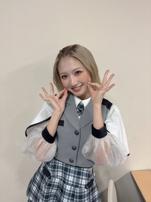 塩月希依音のTwitter画像35