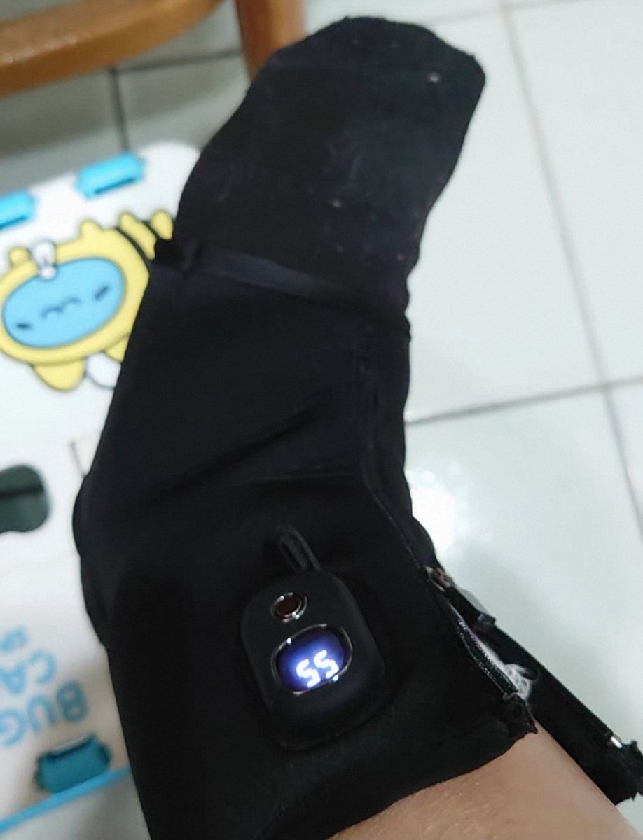 bonzatrading's tweet image. Stiff,cold ankles are a seasonal mood killer. ❄️ I found the fix: The Bonza Heated Ankle Support. Targeted warmth + support, all day long. Game changer.

Get back your comfort: bonzatrading.com/heated-ankle-s…

Hashtags: #WellnessTech #PainRelief #ColdWeather