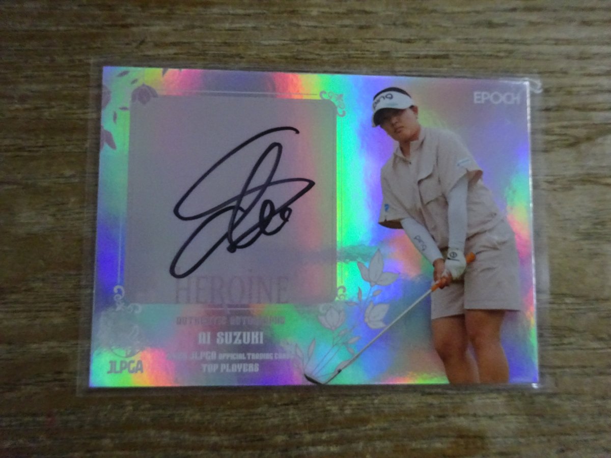 セールスフォース ) 鈴木 愛 直筆サイン 6枚限定