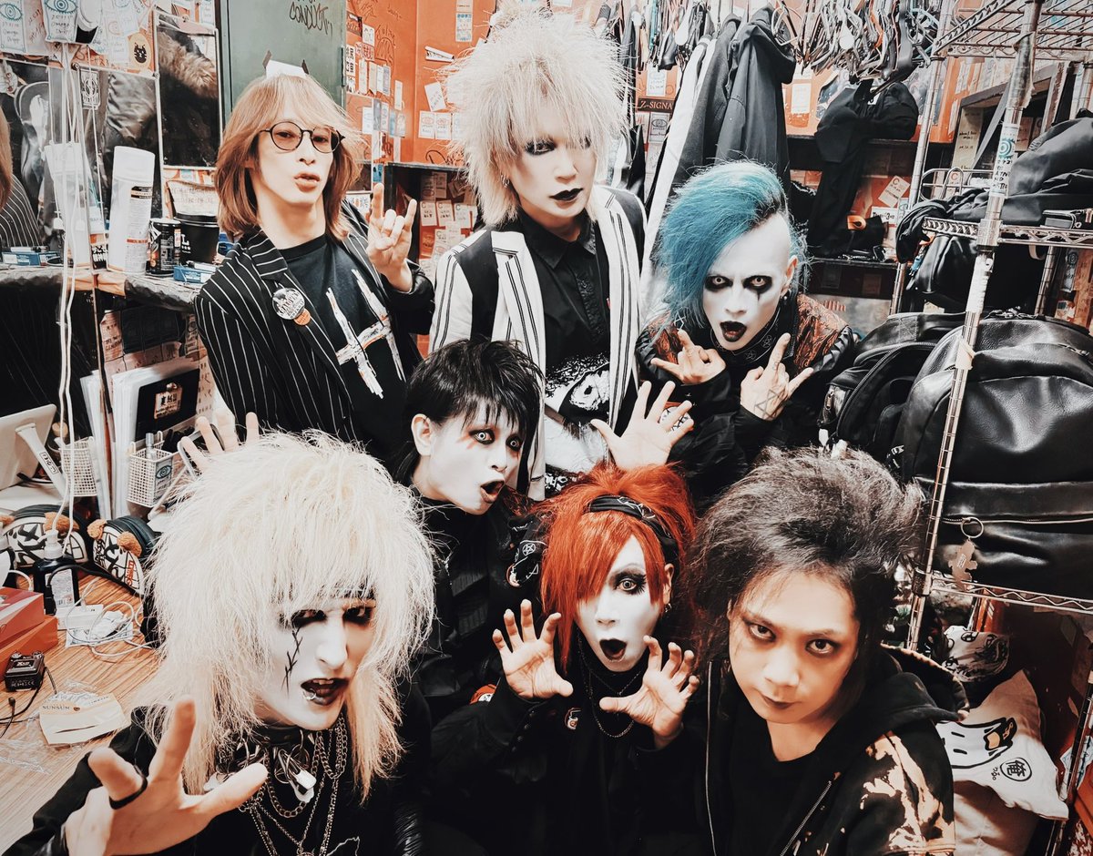 CHARGEEEEEE (@CHARGEEEEEE) / Posts / X