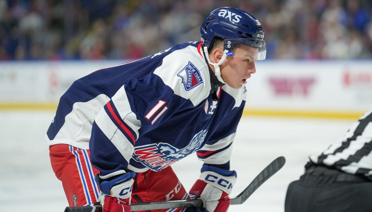 ndnsports's tweet image. Through a little more than a dozen games at the professional level, Akwesasne’s Carey Terrance has adjusted himself pretty well to life in the American Hockey League
#NativeAthlete #Mohawk #AHL

Read at: buff.ly/cfCHGRE