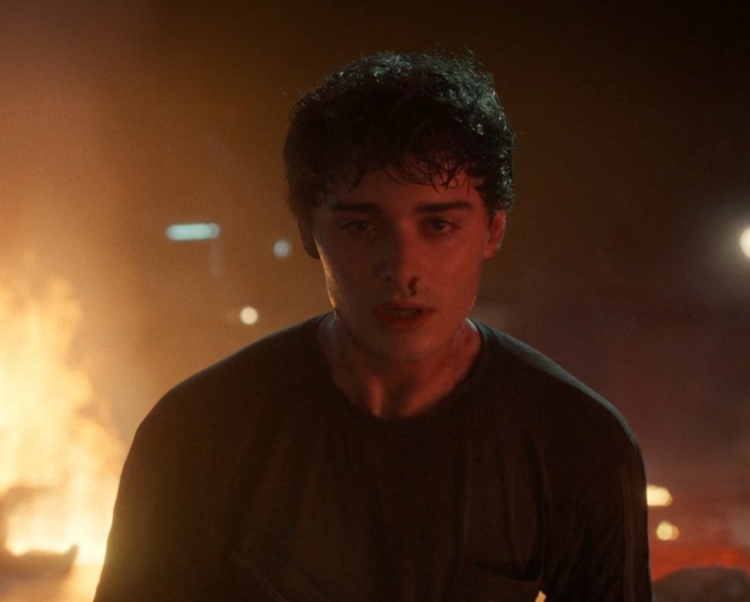 AndersonOl8392's tweet photo. GENTE, O WILL TEM PODERES, E CINSEGUIU FAZER O QUE A ONZE NÃO FEZ DURANTE A SÉRIE TODA, FIQUEI CHOCADO.

#StrangerThings5 #Will https://t.co/yf2UHsSfDR