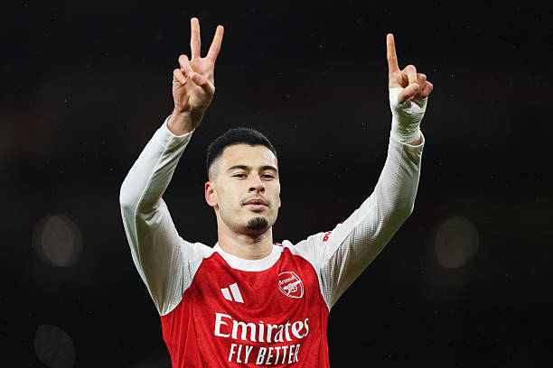 GossipCurator's tweet image. Arsenal versus Bayern: who stole the show for you between Olise and Martinelli?
#ARSBAY
#FridayVibes
Liverpool Thanksgiving  Declan Rice Martinelli  Neuer Mbappe Skelly