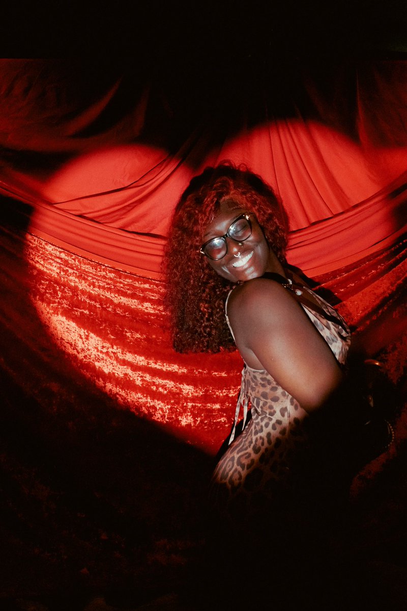 theteaisthiccc's tweet image. Some of my happiest moments this year 🤭💋