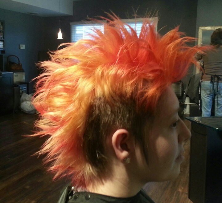 moebyers's tweet image. how mike was trynna move freshman year :