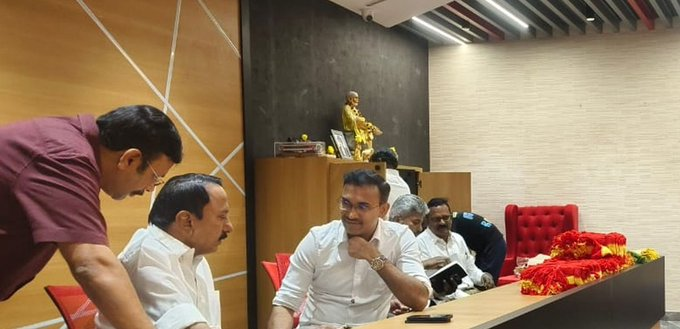 DineshkumarDKN's tweet image. TVK Executive Committee Coordinator and General Secretary of Coimbatore, Tiruppur, Erode, Nilgiris District Organization

#tvk #tvkvijay #sengottaiyan #admk #tnelection  #தமிழகவெற்றிக்கழகம்