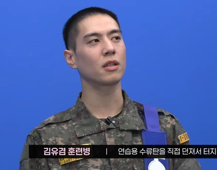 ptsnw_'s tweet image. คิดถึงคยอมมากกก 😭😭🪖🫶🏻

🌼 youtu.be/qJvpgWxlO6E?si… 

#YUGYEOM #유겸 @yugyeom