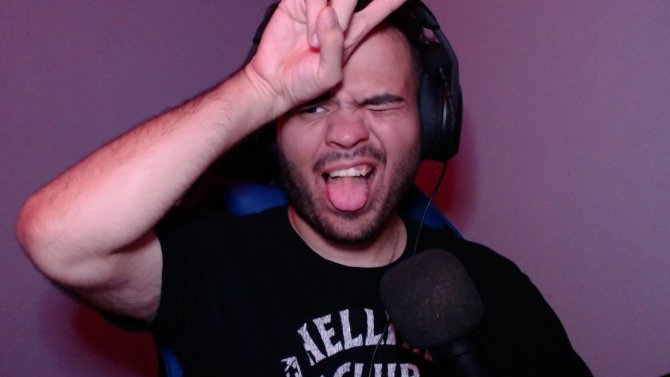 CAIGANLEEE PARA 2 HORAS DE RANKEDS

Tuish / SoyaAlex