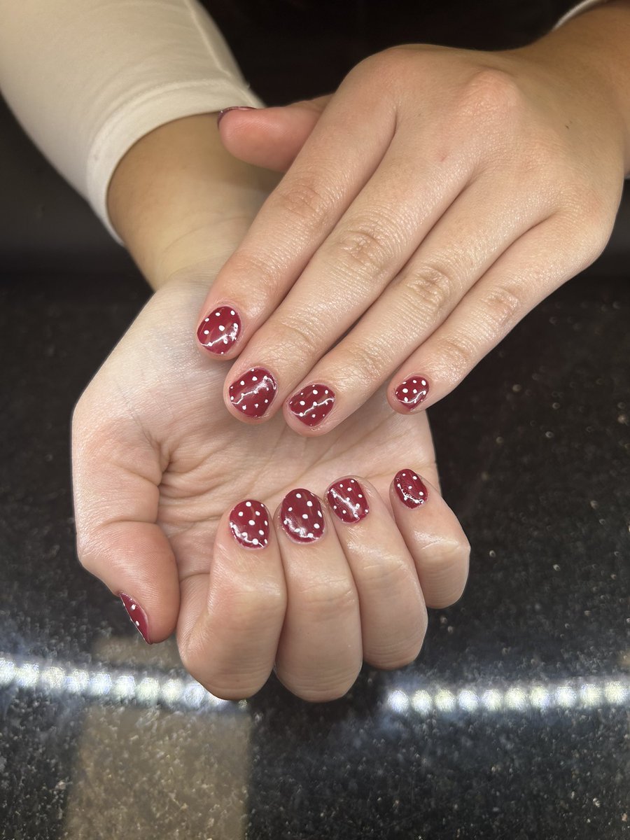 Covered Claws tweet media