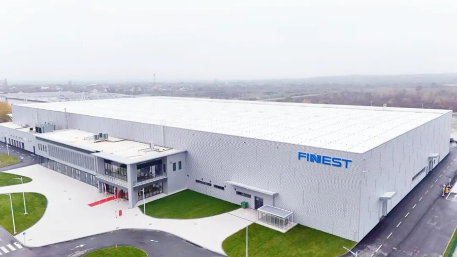 CSCECNEWS's tweet image. CSCEC has recently delivered the first phase of the Finest Apatin Plant in Serbia, completing the journey from groundbreaking to production readiness in just one year. During construction, the team achieved 100% on-time delivery of key materials and first-time acceptance of all…