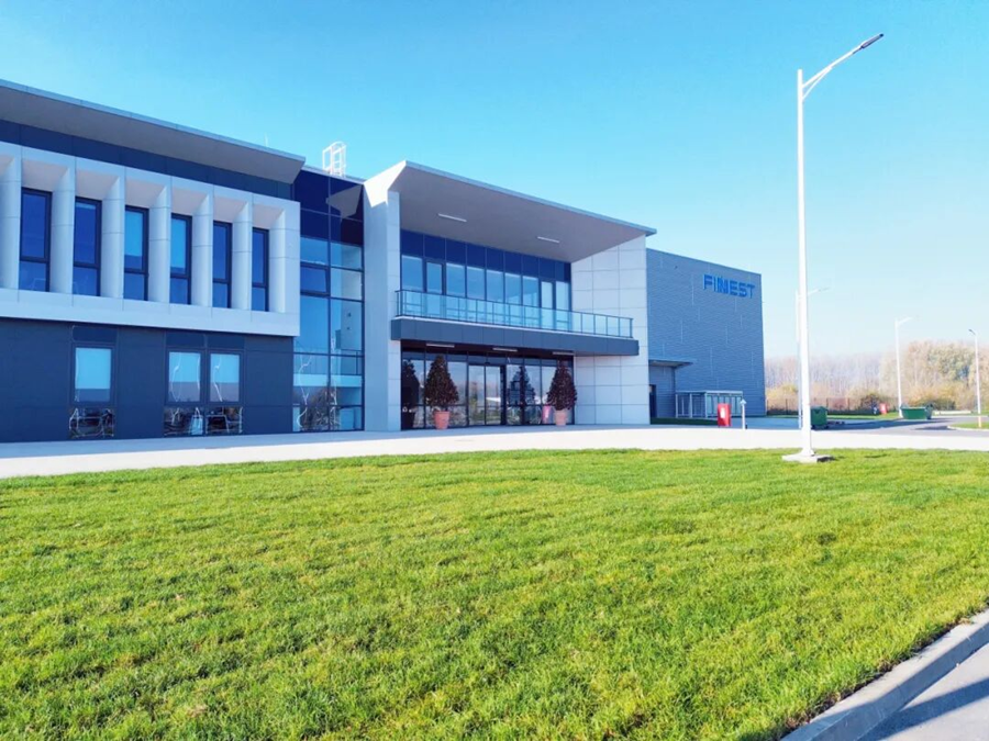 CSCECNEWS's tweet image. CSCEC has recently delivered the first phase of the Finest Apatin Plant in Serbia, completing the journey from groundbreaking to production readiness in just one year. During construction, the team achieved 100% on-time delivery of key materials and first-time acceptance of all…