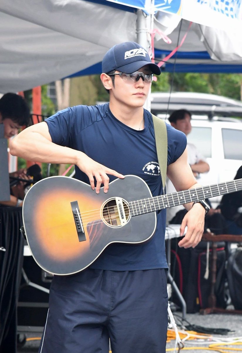 poo9932's tweet image. ใจสั่งมา