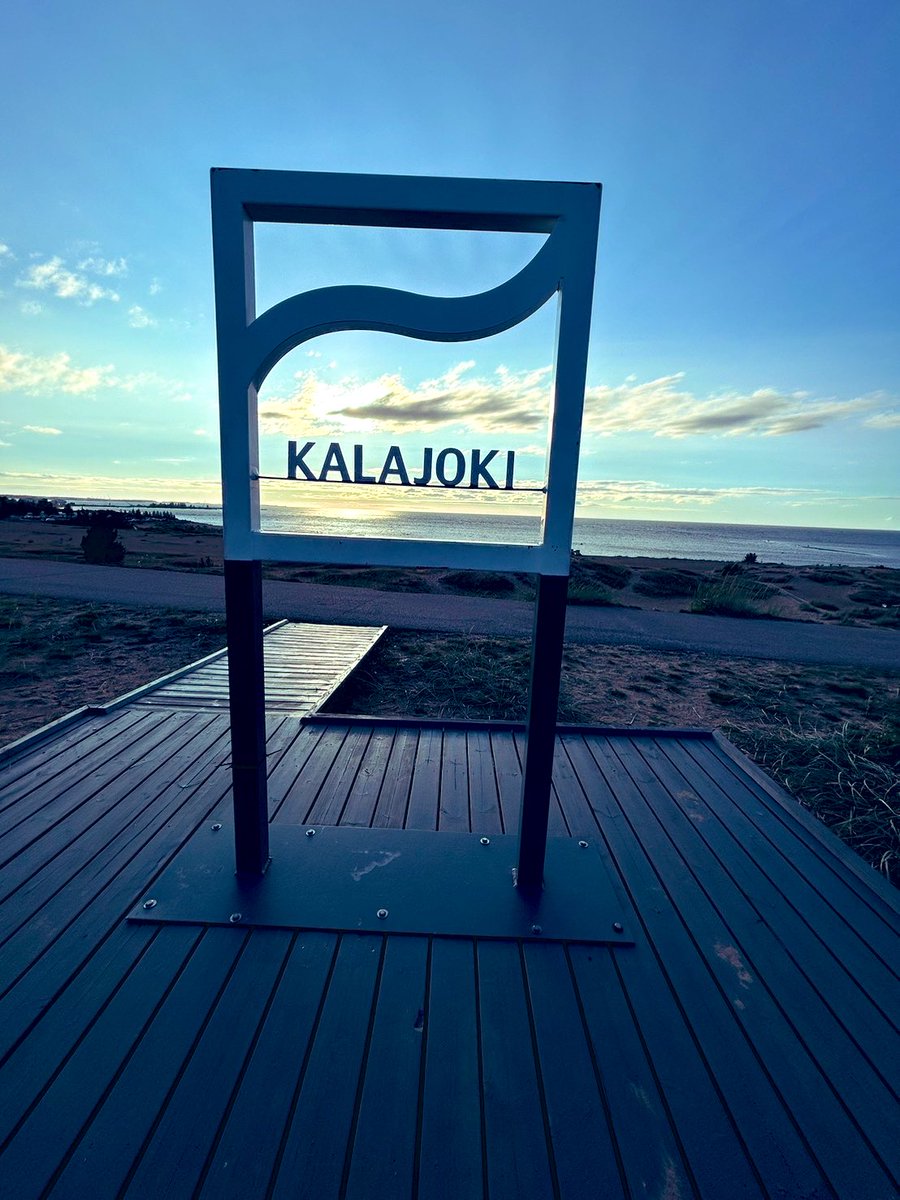 12/3〜10 姉妹都市🇫🇮カラヨキ市
中高生11名、教員2名来日🇯🇵

歓迎交流会・派遣事業報告会
12月5日(金)19時〜
会場　多伎コミュニティセンター
問い合わせ/申込みはDMにて受付
#出雲市姉妹都市
#出雲フィンランド協会