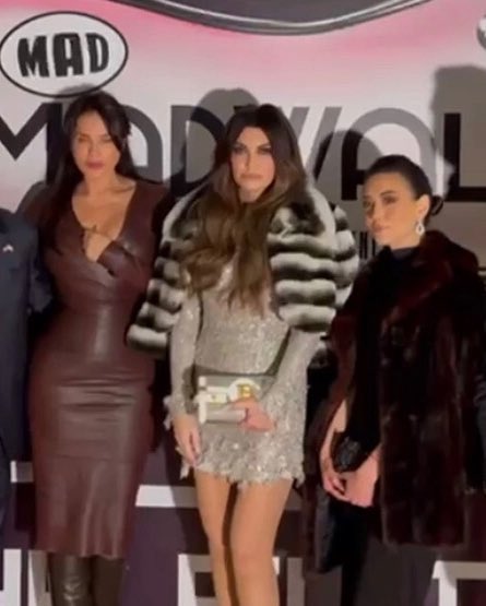 Μόνο στη γιορτή σαρδέλας και ούζου δεν έχει πάει ακόμα.