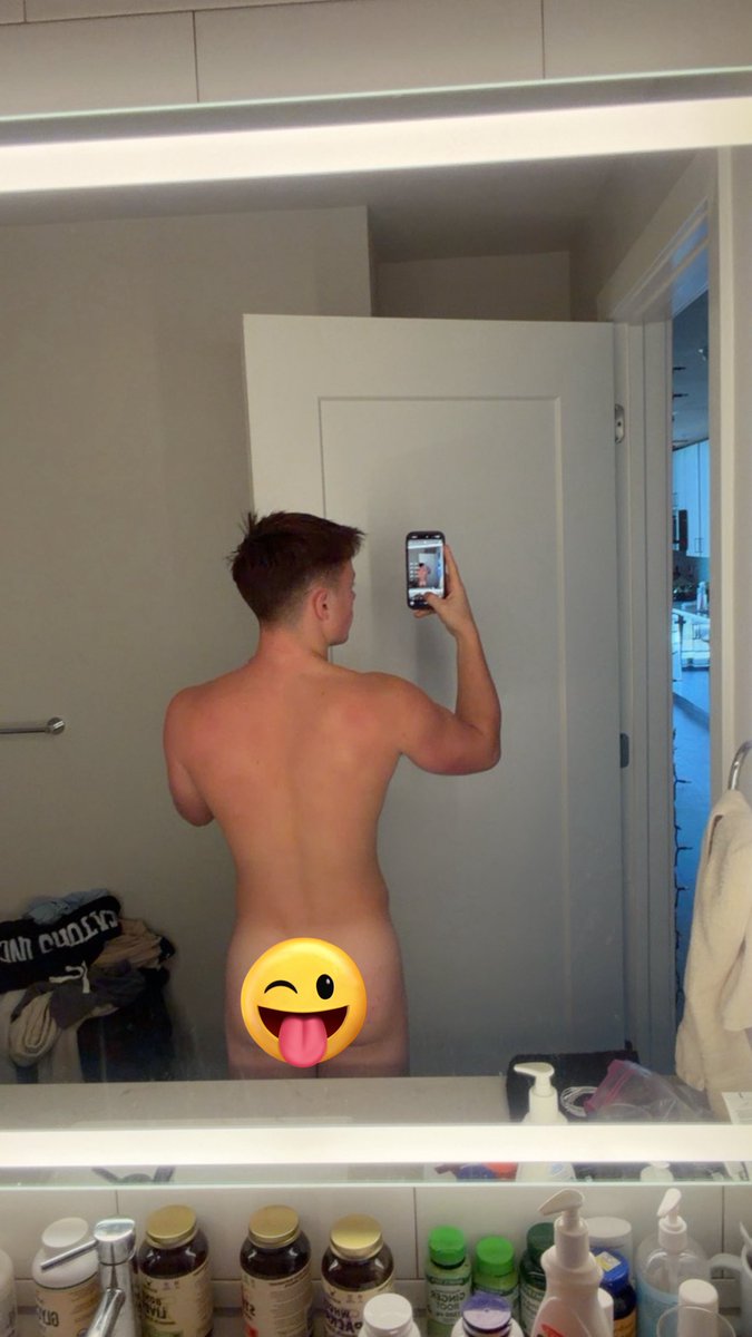 michaeldohertyx's tweet image. Wyd tn 😜 link.me/itsmichaeldohe…