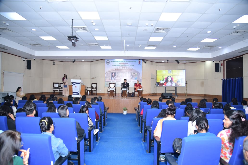 icps_newdelhi's tweet photo. On Constitution Day 26th November Institute of Constitutional and Parliamentary Studies organised an Outreach Programme on "Empowering Youth with Knowledge of Constitutional Values and Duties" in collaboration with National Forensic Science University
#ICPS  #ConstitutionDay https://t.co/iYUpPzElqD