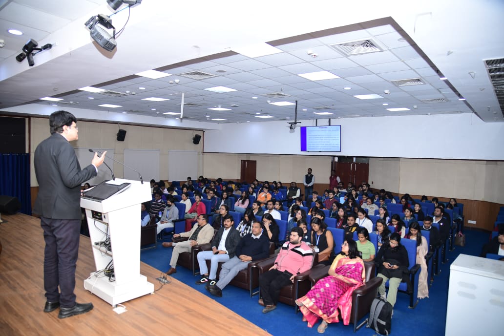 icps_newdelhi's tweet photo. On Constitution Day 26th November Institute of Constitutional and Parliamentary Studies organised an Outreach Programme on "Empowering Youth with Knowledge of Constitutional Values and Duties" in collaboration with National Forensic Science University
#ICPS  #ConstitutionDay https://t.co/iYUpPzElqD