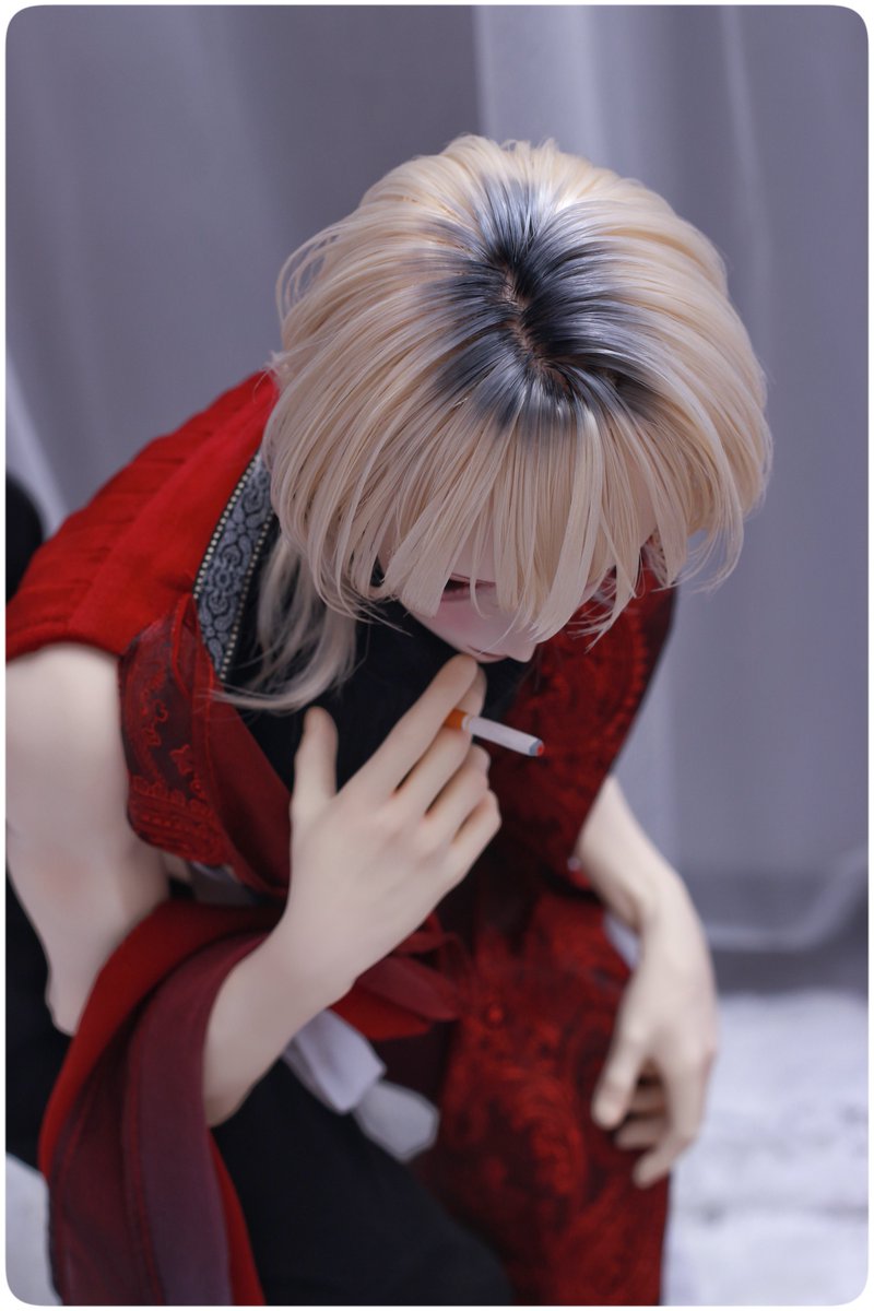 1点もののカスタムウィッグ「不健全プディング」 根元がプリンになって