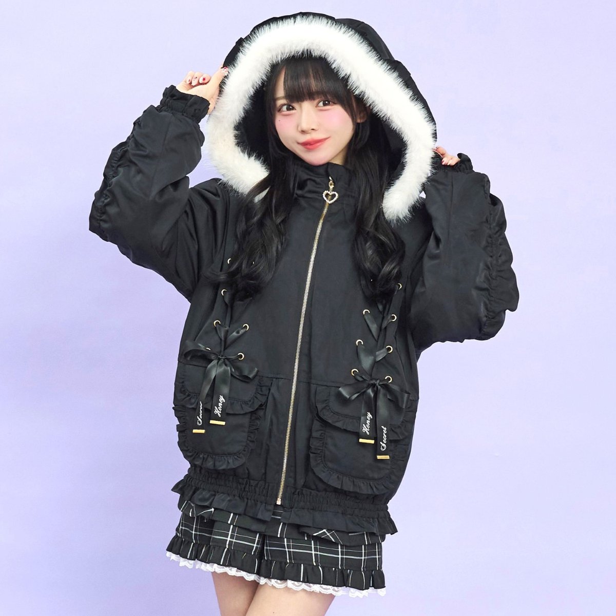 Pick Up
'25 AWできゅんと
ときめき、キラメキを！

SHロゴ入りレースアップと
フリルポケットが可愛さ満点🐰🍪🎀
スタンドカラー×フードファーと
大きめサイズで防寒対策もばっちり🎄🌟💕
x.gd/WlFwY

店舗
x.gd/i6zrv

#secrethoney
#シーハ二
#シークレットハニー