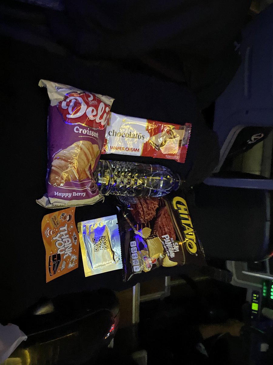 reisender21's tweet photo. 27 Trans "Ares" Pulogebang-Kartasura
IDR 250k
32 Seats Legrest
Toilet, Snack &amp; Mini Pantry https://t.co/MU9mLoiiTM