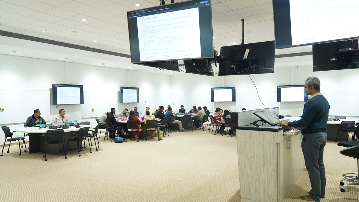 CS2_IISERB's tweet image. 𝐕𝐢𝐠𝐲𝐚𝐧 𝐏𝐫𝐚𝐭𝐢𝐛𝐡𝐚 𝐓𝐞𝐚𝐜𝐡𝐞𝐫𝐬’ 𝐖𝐨𝐫𝐤𝐬𝐡𝐨𝐩 𝐃𝐚𝐲 3
🔹 VP LU: Twists in the Fibres by 𝘋𝘳. 𝘗𝘢𝘯𝘬𝘢𝘫 𝘗𝘢𝘯𝘥𝘦𝘺
🔹 Counting Coins, Bees &amp;amp; Dominoes by 𝘋𝘳. 𝘋𝘩𝘦𝘦𝘳𝘢𝘫 𝘒𝘶𝘭𝘬𝘢𝘳𝘯𝘪
🔹 Evolving Patterns in Biology by 𝘋𝘳. 𝘝𝘪𝘯𝘪𝘵𝘢 𝘎𝘰𝘸𝘥𝘢