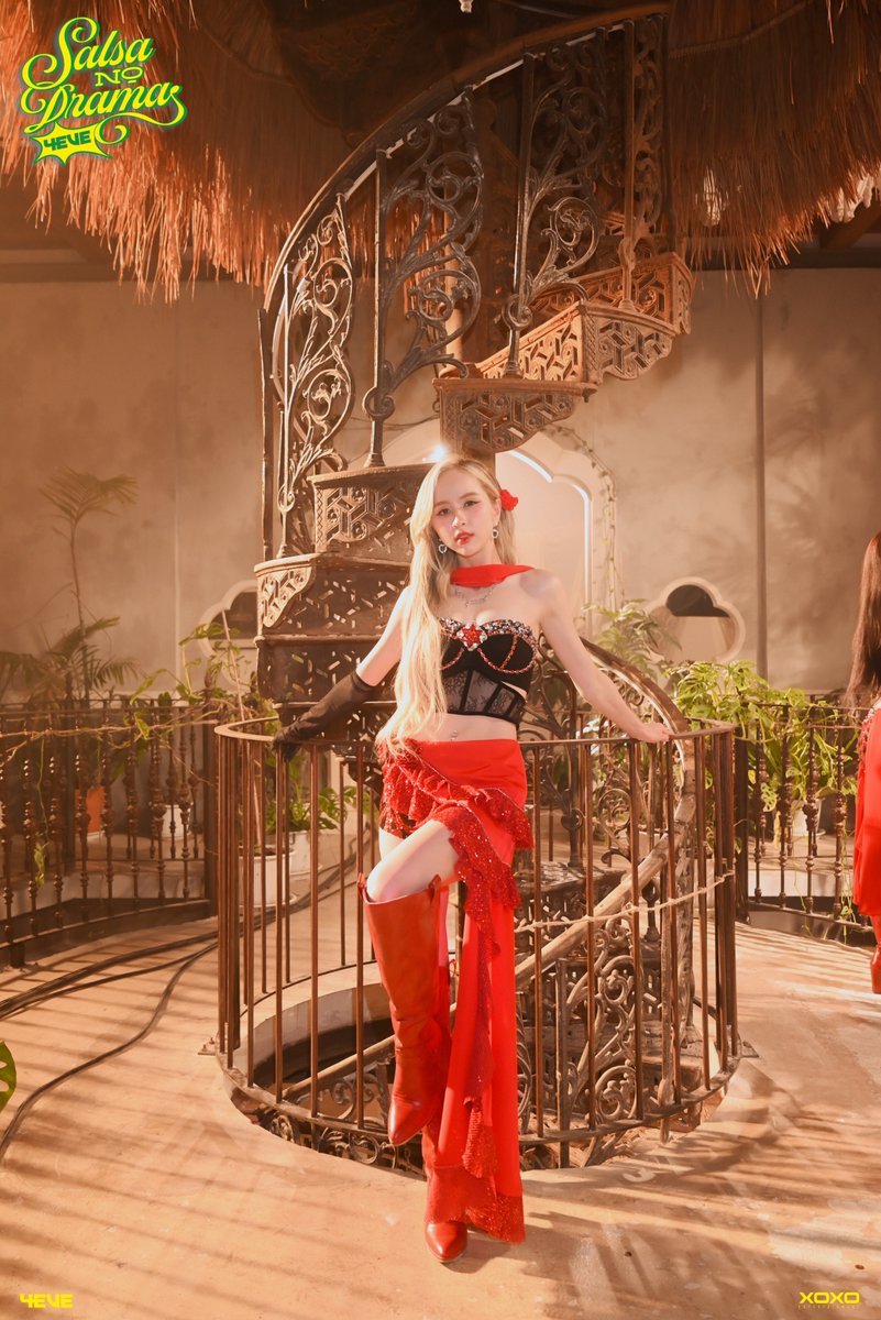 [ Photo ] Behind The Scenes 💃🏻🔥
4EVE - Salsa No Drama

𝓞𝓤𝓣 🌹 𝓝𝓞𝓦
youtu.be/JNnNvUoqsWk
YouTube : 4EVE

#4EVESalsaNoDrama
#Hannah4EVE #4EVE
#XOXOentertainment