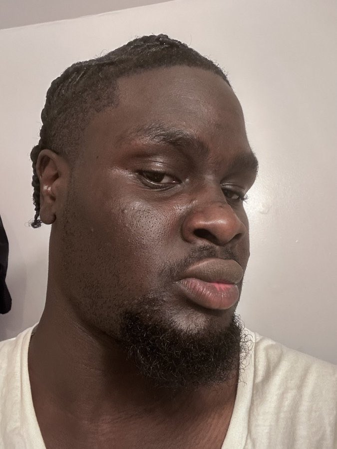 codeterd's tweet image. Fine shyt I meet on tender asked me to send a pic of my face and she  instantly blocked me😭

Did I sell? (She was 5’5 and her ah was phat )